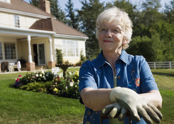 Ways to Help Seniors Live Independently 
